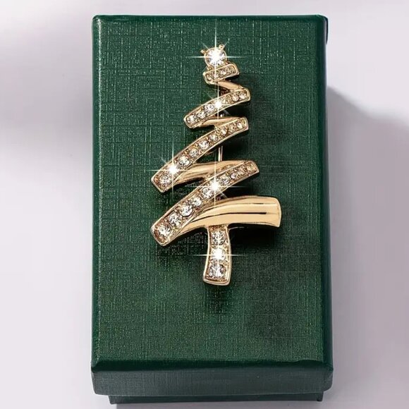 NWOT- Christmas tree brooch with gift box and combo display case. - Picture 1 of 5